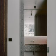BR House by Studio Hallett Ike