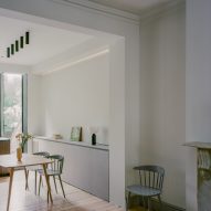 BR House by Studio Hallett Ike
