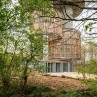 Bird and Mammal Shelter and Water Reservoir by Temperaturas Extremas