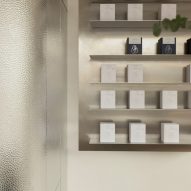 DAK Coffee Roasters by Barde vanVoltt