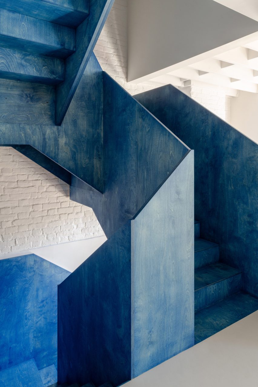 Staircase of Cobalt Coach House by Foils
