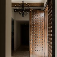 H04 Pull Handle Long by Civilian for Bankston Architectural