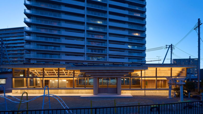 Umedacho Community Centre by OHArchitecture