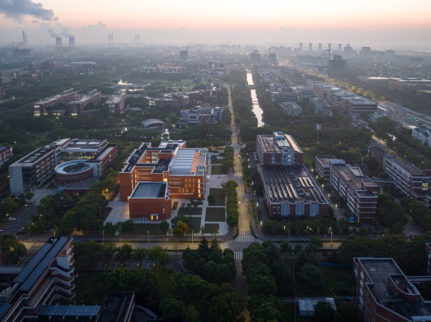 Shanghai Jiao Tong University School of Design Building by Ruan Xing