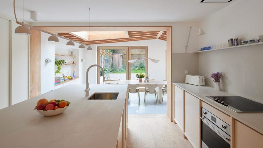 Hoj House by Studio Merlin