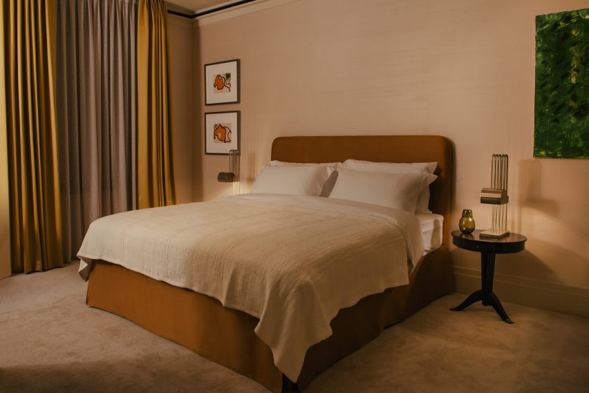 Guest bedroom at 60 Curzon in London
