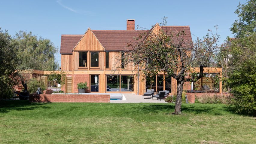 Eight Gables by Threefold Architects