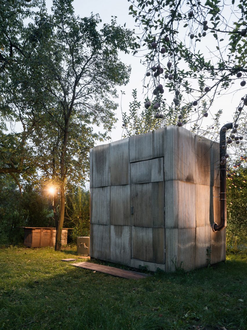 Self-built garden structure by Ika Architekti