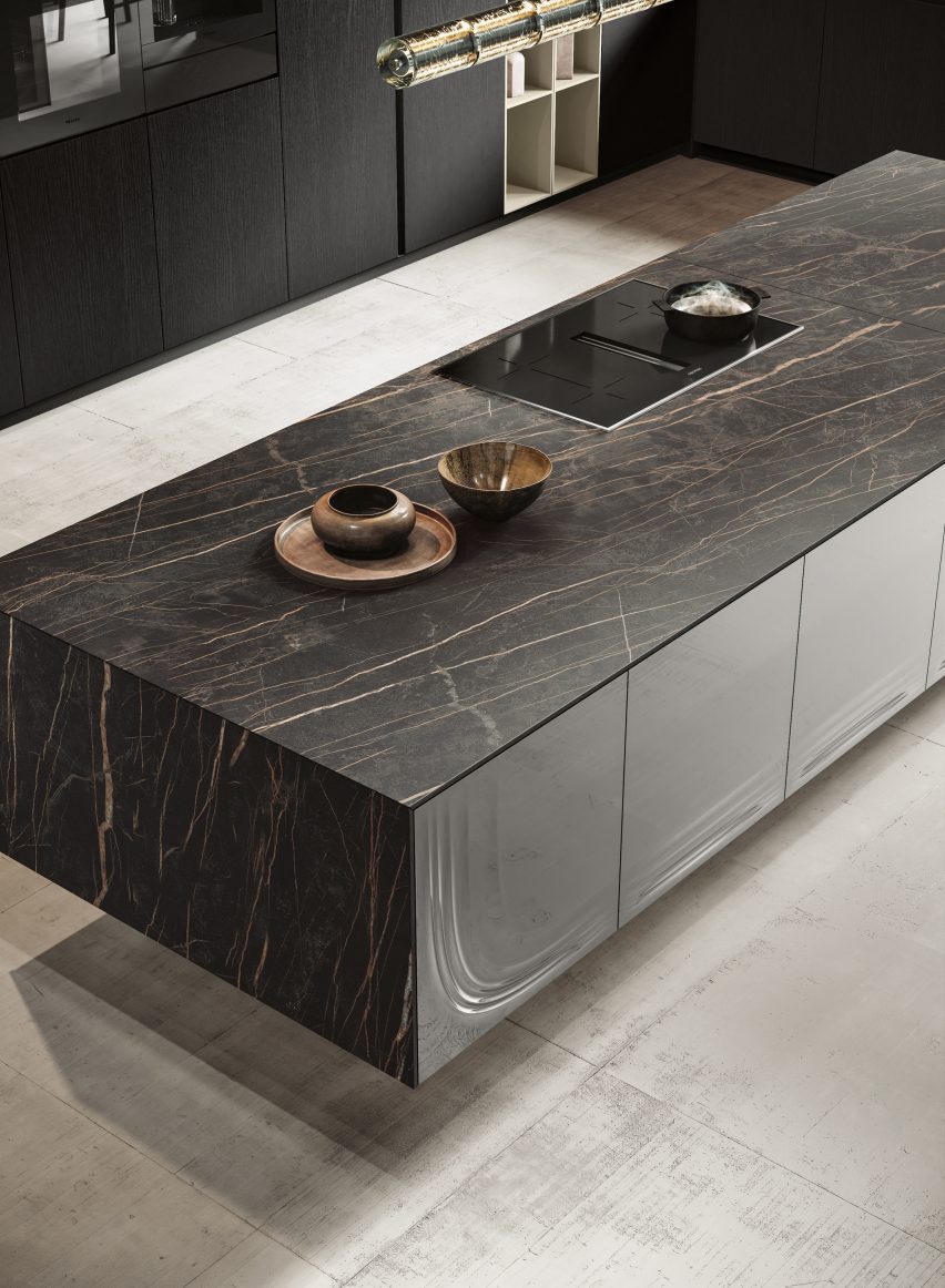 The kitchen island's worktop