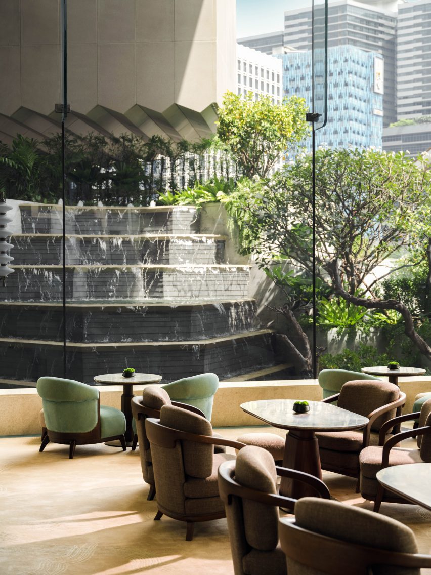 The lounge in Dusit Thani Bangkok
