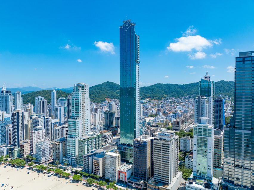 Boreal Tower under construction in Brazil