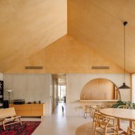 House in Serra by Cimbre