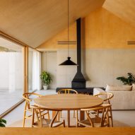 House in Serra by Cimbre