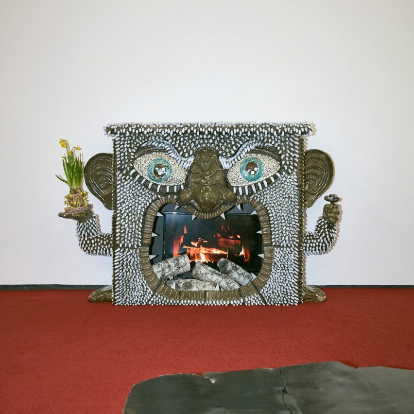 Ceramic fireplace by Antoine Moulinard from 2025 Collectible design fair 