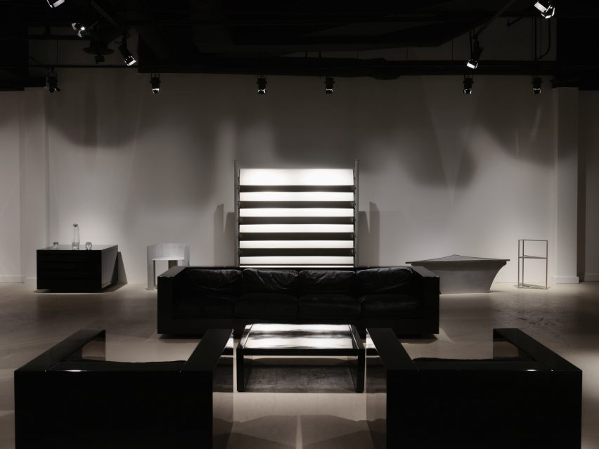Black furniture at Design.Space