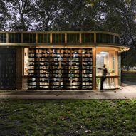 Docklands cafe by Makespace Architects