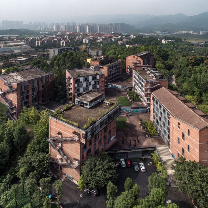 Design Department, Sichuan Fine Arts Institute by Liu Jiakun