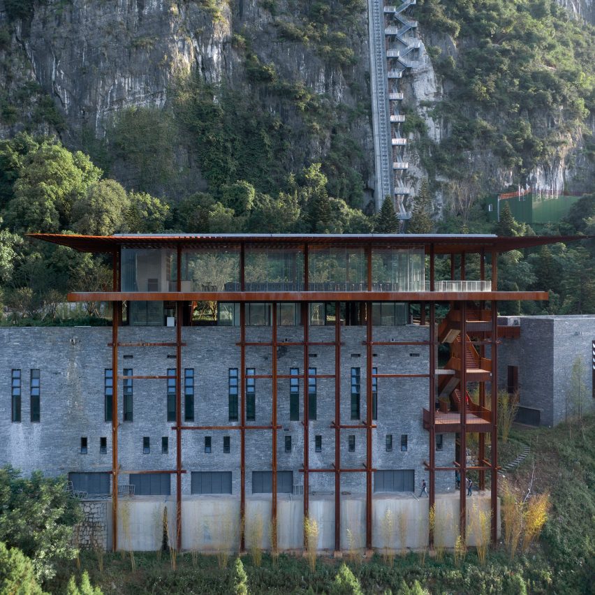 The Renovation of Tianbao Cave District of Erlang Town by Liu Jiakun