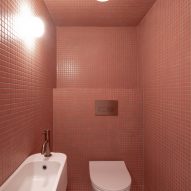 Clay House by Pensaer