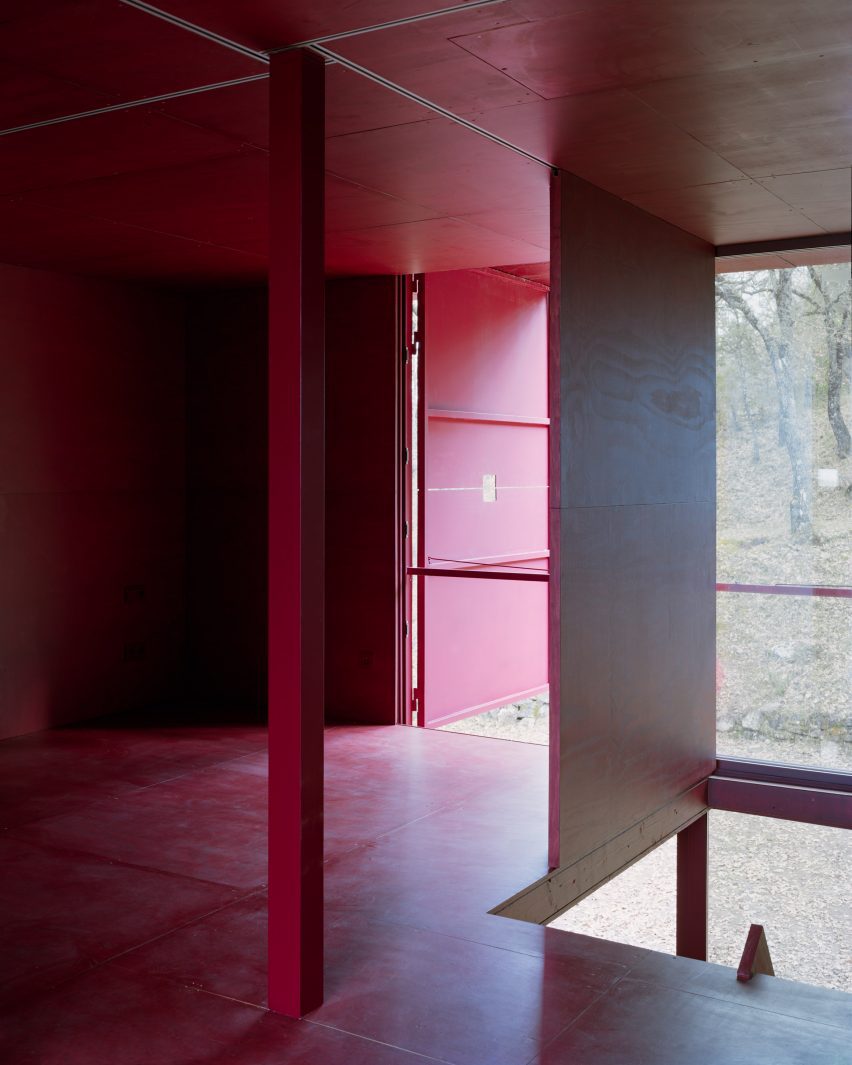 Interior of a holiday home by Test and Prefab House Changeover