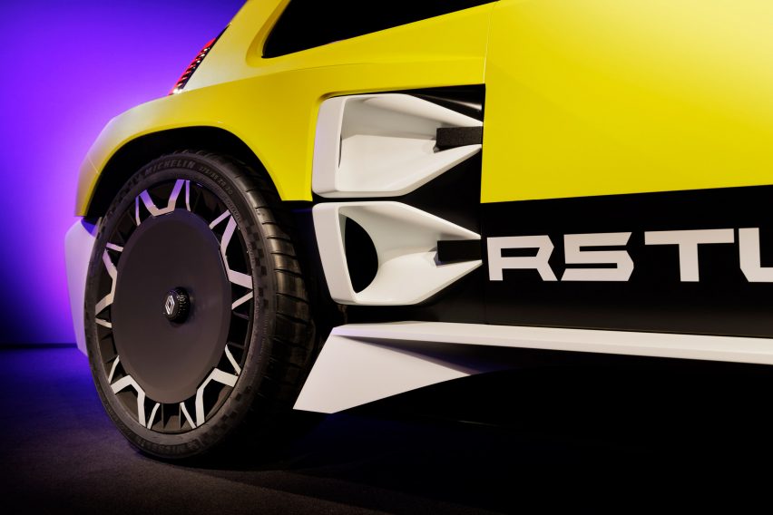 Rear wheel of electric Renault sports car