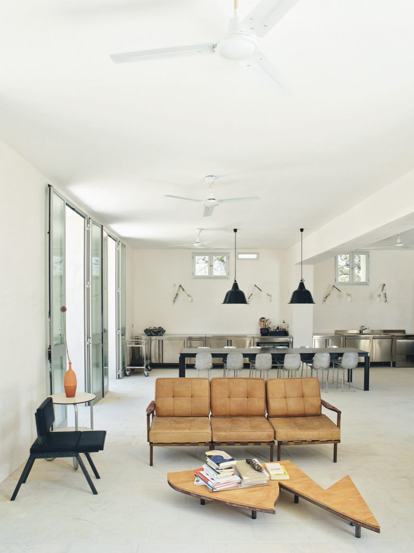 House in Puglia by Massimiliano Locatelli