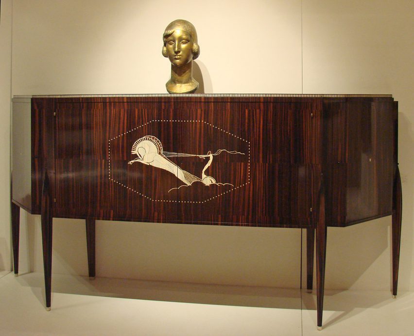 Ruhlmann's Meuble au Char Sideboard