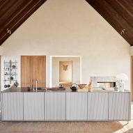 V3 modular kitchen by Vipp