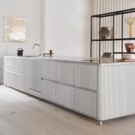 V3 modular kitchen by Vipp