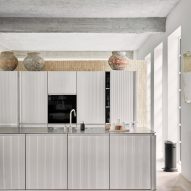 V3 modular kitchen by Vipp