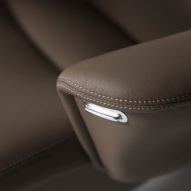 Diffrient lounge chair by Niels Diffrient for Humanscale
