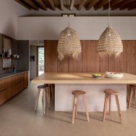 Photo of dining room with surfaces by Florim