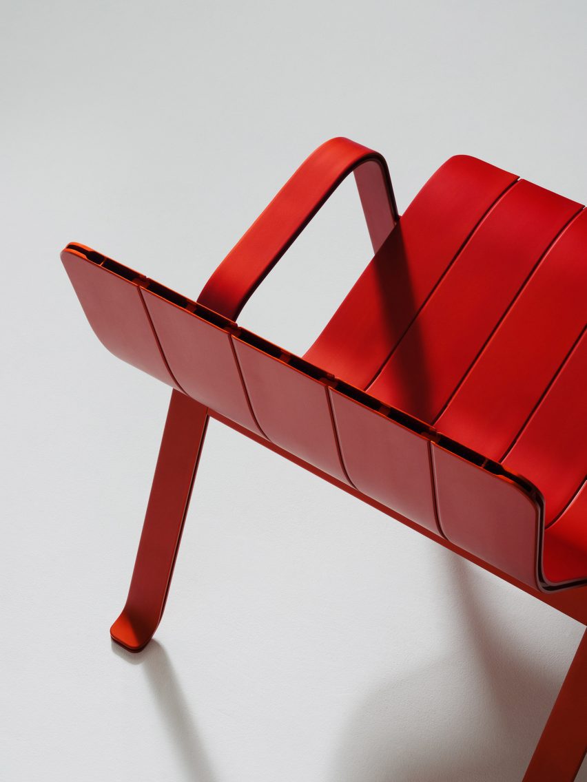 Red Profil chair