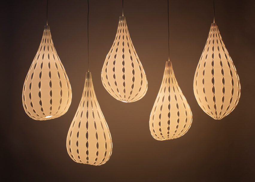 Hanging lighting designs that resemble fruits