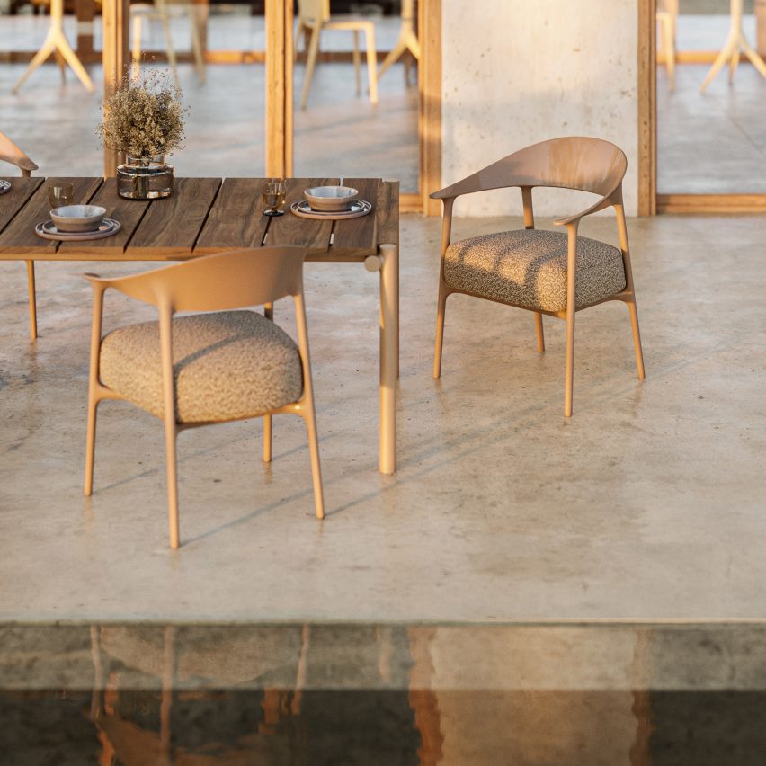 Africa upholstered armchair by Vondom