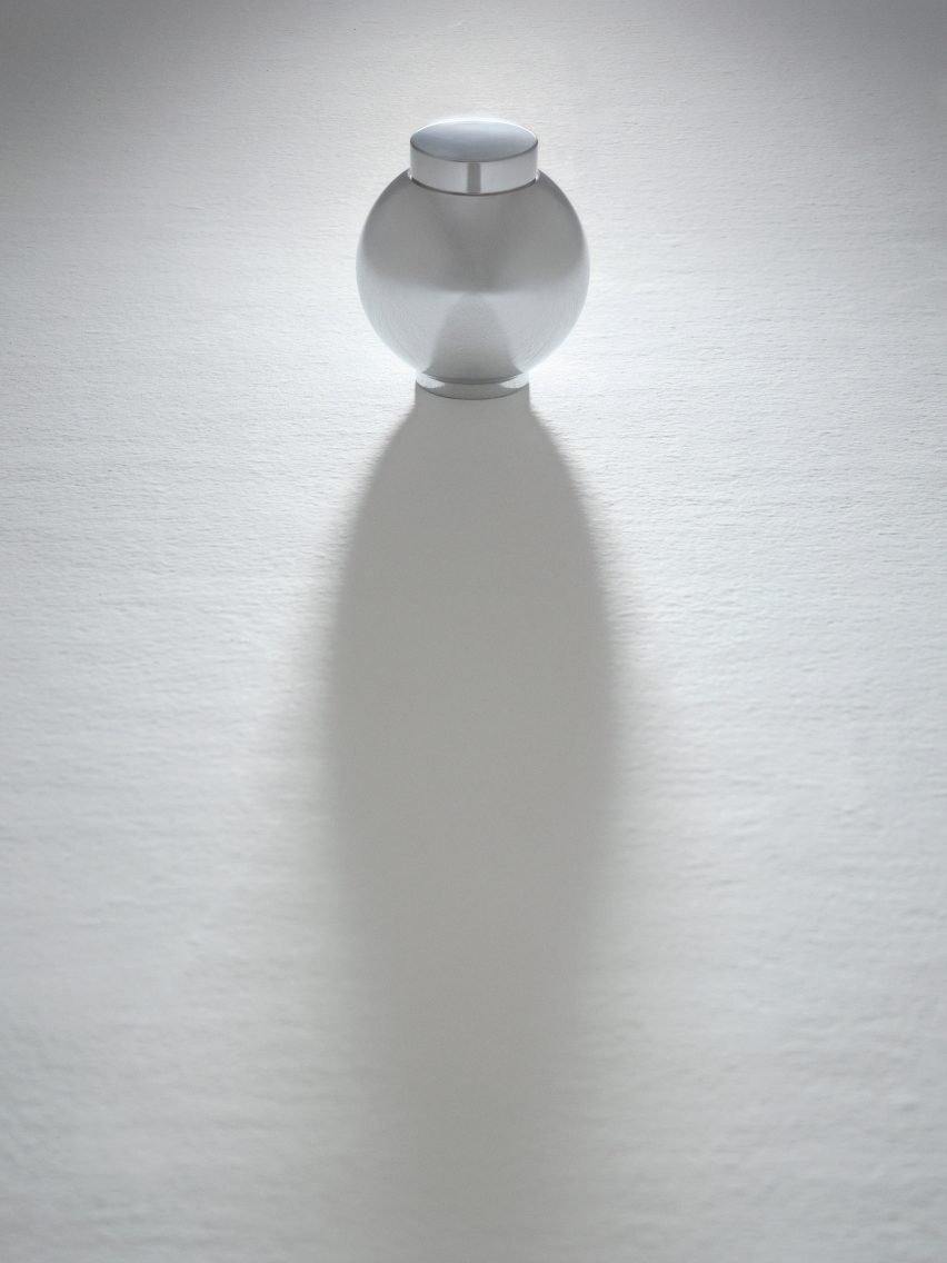 David Chipperfield metallic urn for Alessi