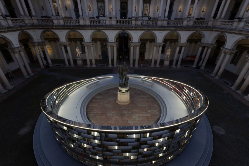 Courtyard installation in Milan