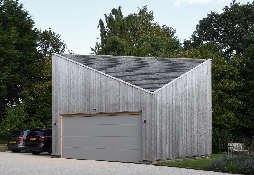 Garage at Field House by Wilkinson King Architecture