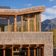 Gulzar's Residence by Field Architects