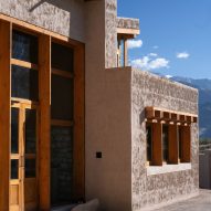 Gulzar's Residence by Field Architects