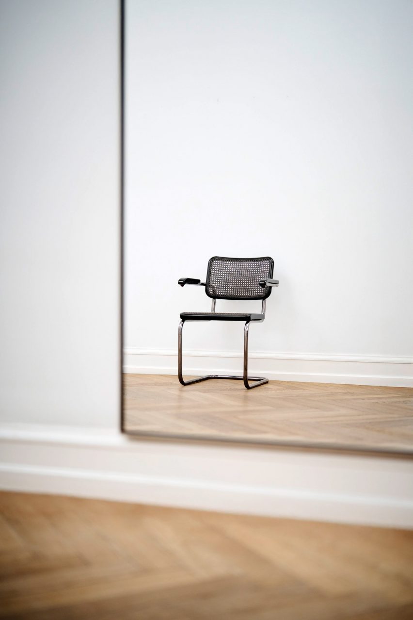 Cantilevered chair by Jil Sander