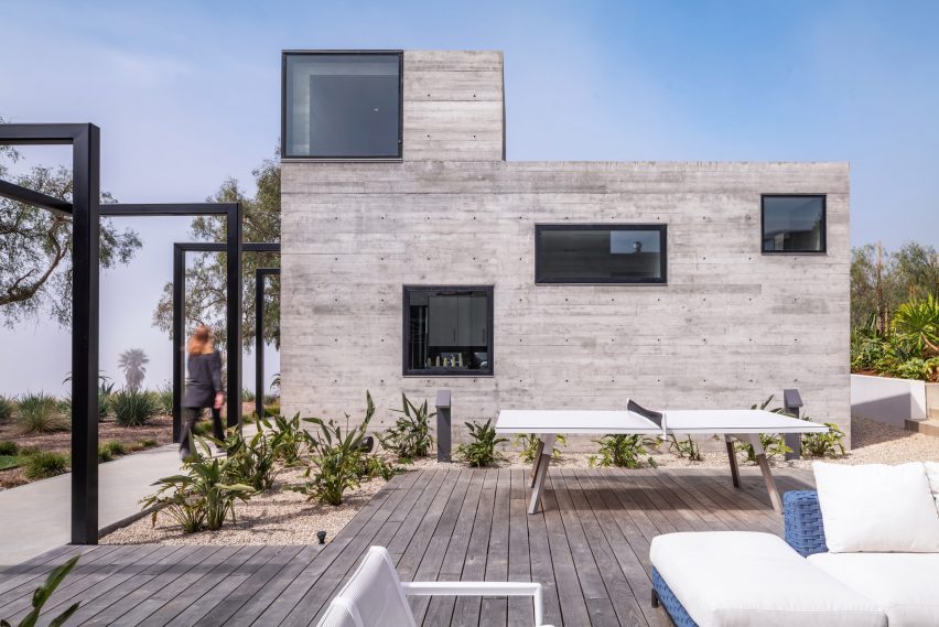 Modernist LOHA house