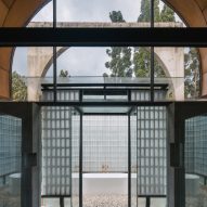 Sanctuary Tunnel Garden by RAD+ar
