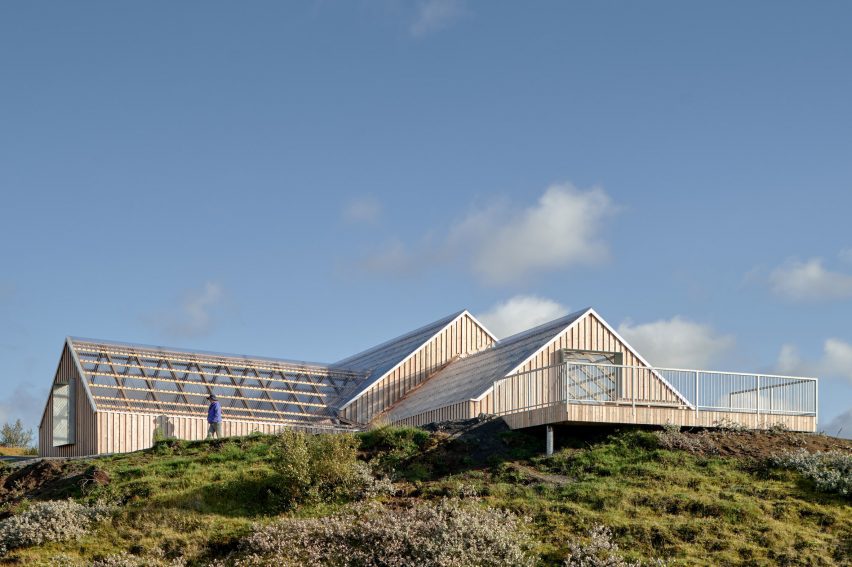 Timber shelter in Iceland by Sp(r)int Studio