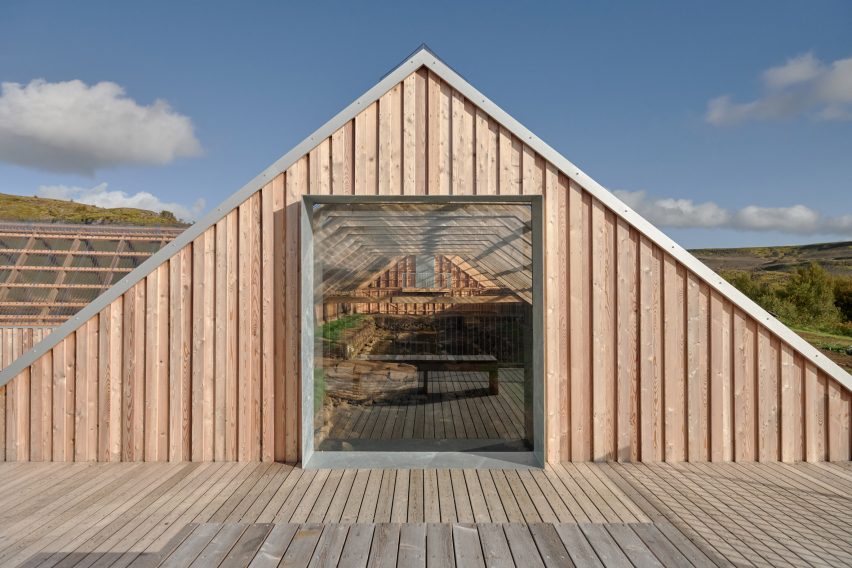 Timber shelter at the St&ouml;ng Viking ruins by Sp(r)int Studio