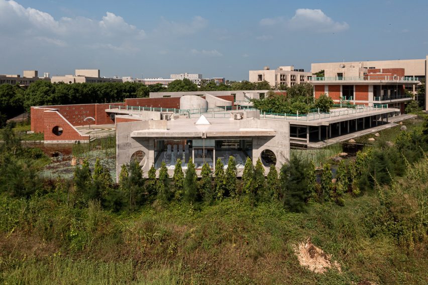 Educational building with ponds in India by Studio Naqshbandi