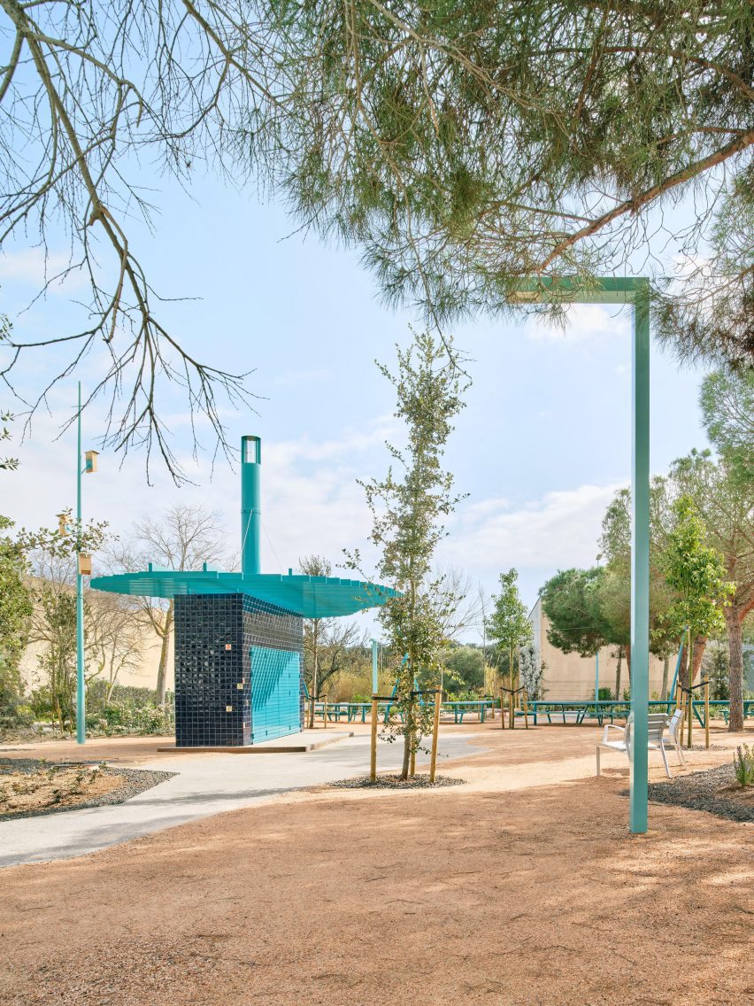 The Communal Barbecue by H30 Architects