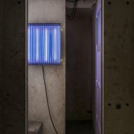 Wall sconce