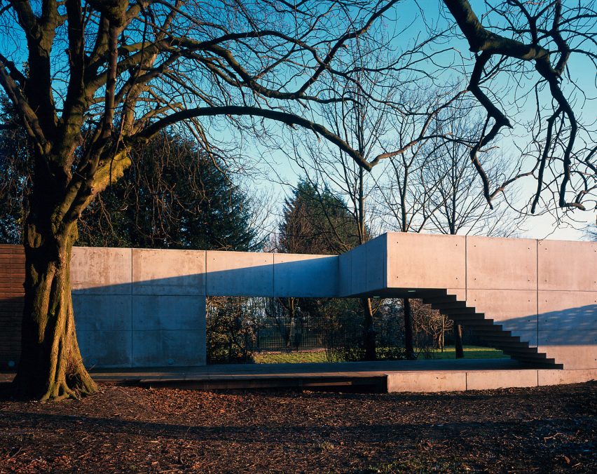Former National Wildflower Centre on Twentieth Century Society's Risk List