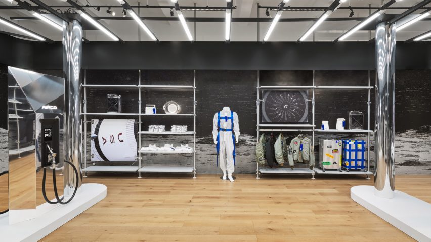 Futuristic fueling station in Airco Manhattan popup